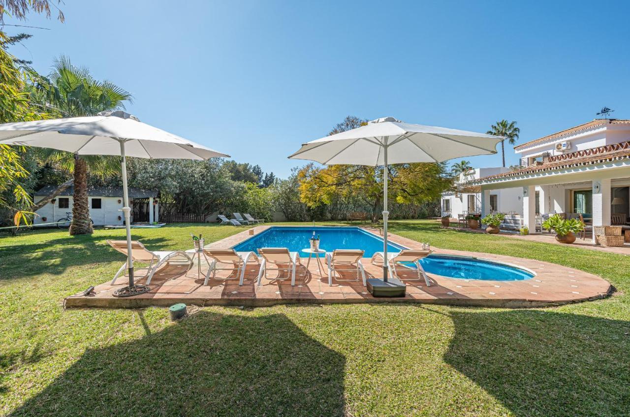 Banus 10 Minutos Villa Естепона Екстериор снимка