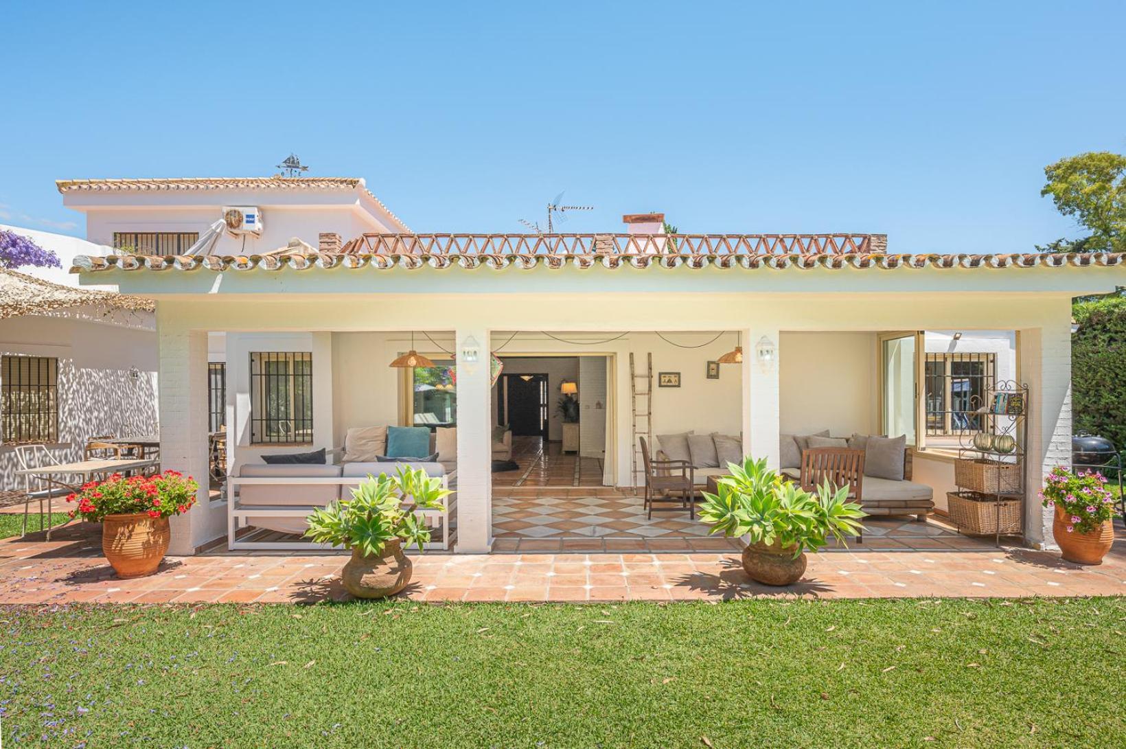 Banus 10 Minutos Villa Естепона Екстериор снимка